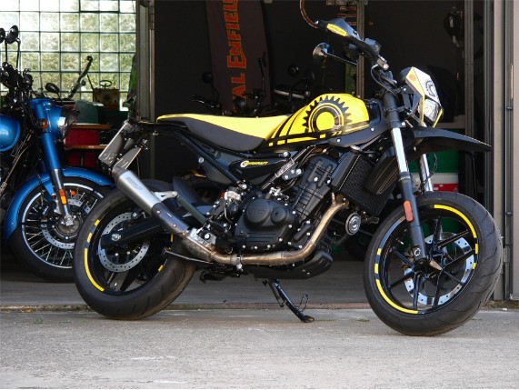 Royal Enfield Guerilla 450 TBT, 0002124